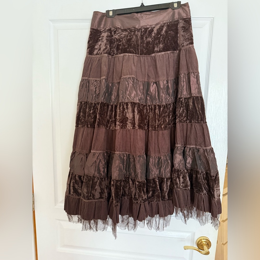 Amelia Austin Chic Velvet Brown Tiered A-Line Midi Skirt Timeless piece